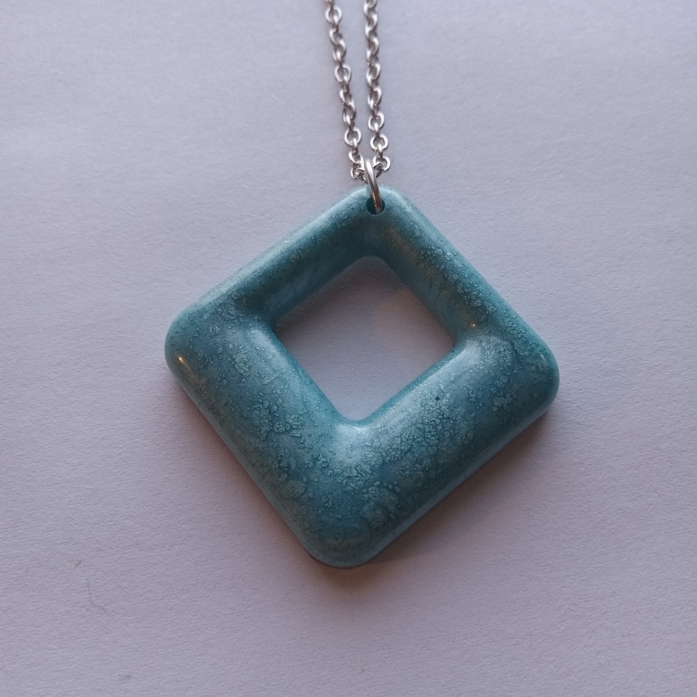 Blue Resin Diamond Necklace